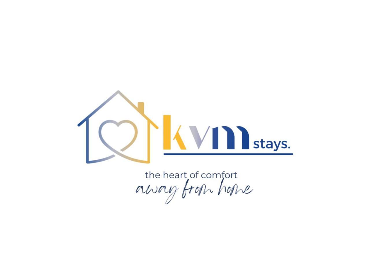 Kvm - Highclere House For Large Groups With Parking By Kvm Stays Hampton Esterno foto